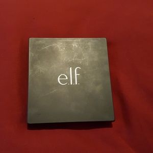 E.l.f contor palette in light
